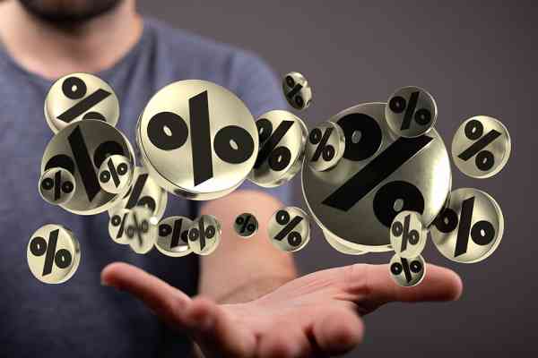 Prozent-Symbole - © vegefox.com - stock.adobe.com